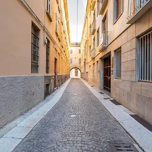Appartamento Book Now! A 1 Min Walk From Duomo Of, Parma