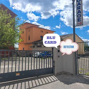 Express Traveller's Front Station Fs Parking Appartement